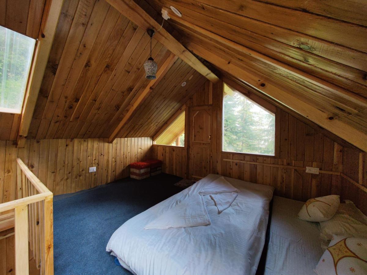 Отель Freebird Nest Jibhi Экстерьер фото